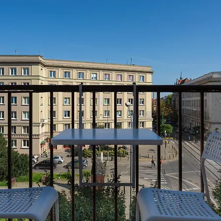 Beautiful Aleje Marcinkowskiego With Balcony By Renters Lejlighed Poznań