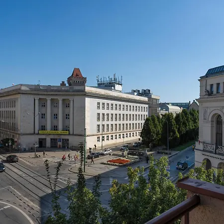 Beautiful Aleje Marcinkowskiego With Balcony By Renters Lejlighed *