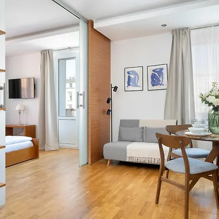 Lejlighed Beautiful Aleje Marcinkowskiego With Balcony By Renters